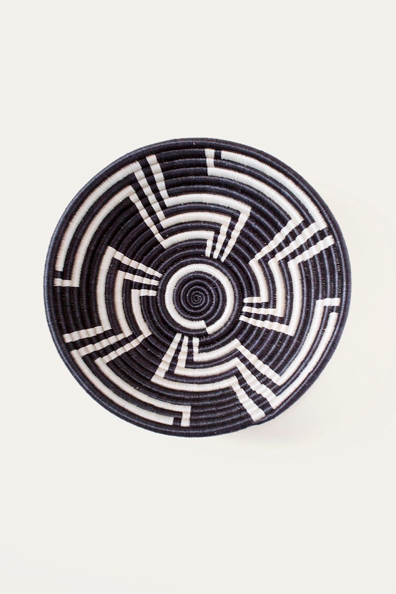 Geometric Plateau Basket