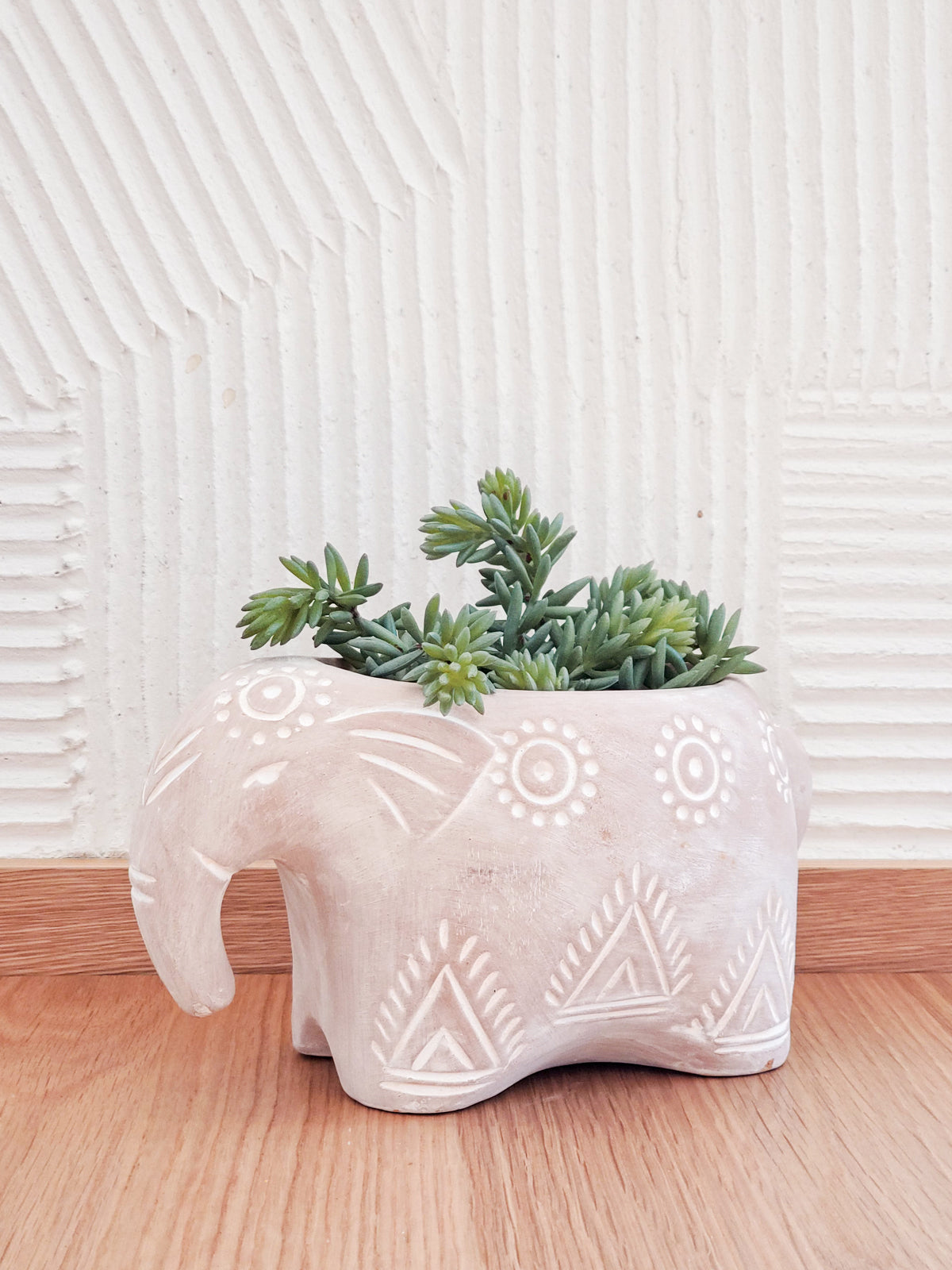 Folk Elephant Pot